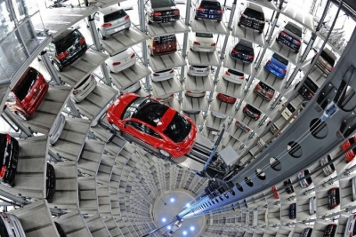 NASCE L&rsquo;UNIVERSIT&Agrave; DELL&rsquo;AUTO: SAR&Agrave; CACCIA AI NUOVI LAUREATI