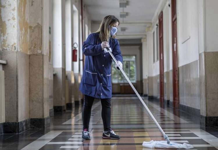 50 addetti alle pulizie per i Municipi I, II, III, IV, VIII, XI di Roma