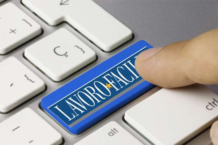 Le 10 offerte pi&ugrave; lette nel mese di novembre: Poste Italiane, Trenitalia, ADR, Italo treno, ACI...