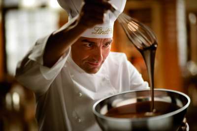 DAGLI OPERAI AI MANAGER PER IL CIOCCOLATO DELLA LINDT