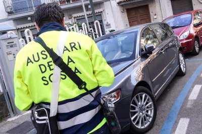 Il Comune di Montelanico (RM) cerca ausiliario del traffico