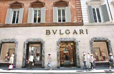 In 20 con esperienza nel lusso di casa Bulgari a Roma, Firenze e Milano