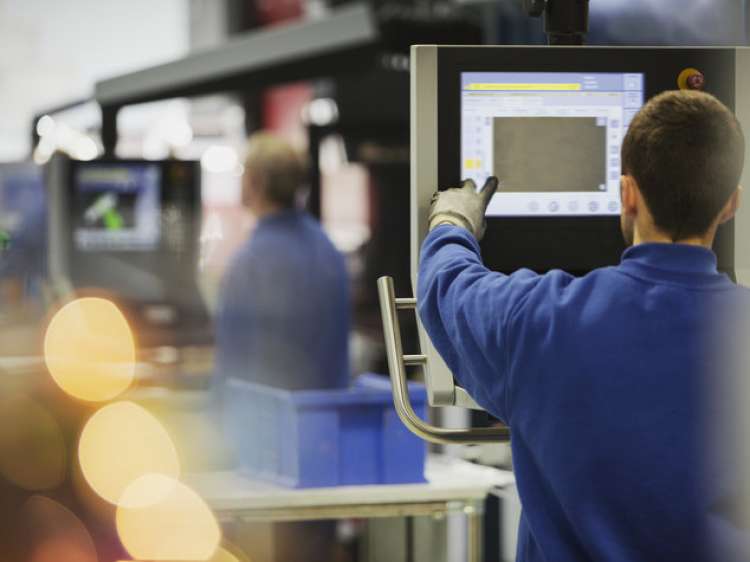 15 operai metalmeccanici per azienda in provincia di Viterbo