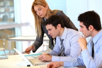 IMPIEGATI COMMERCIALI CON OTTIMO TEDESCO E FRANCESE