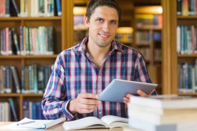 ADDETTO BIBLIOTECA PER MOVIMENTAZIONE LIBRI IN ARCHIVIO A ROMA