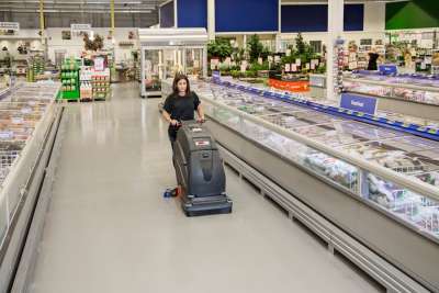 8 ADDETTI/E ALLE PULIZIE PER LOCALI COMMERCIALI E/O UFFICI A ROMA