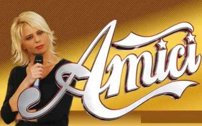 Maria De Filippi, Stefano De Martino e Paolo Bonolis cercano concorrenti e personaggi. E poi&hellip;