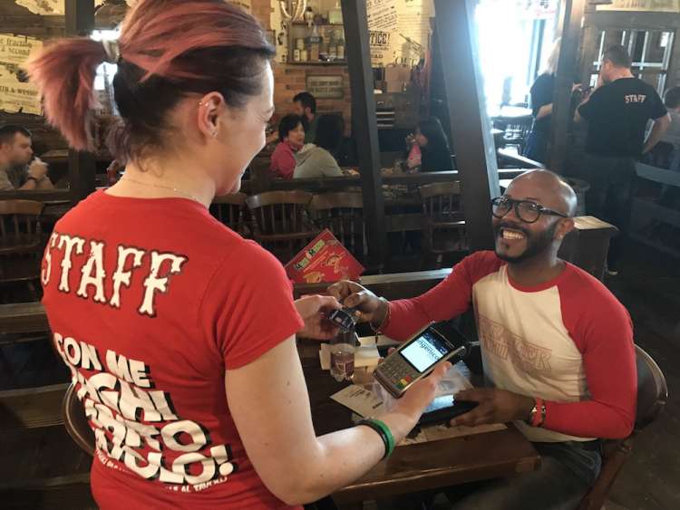 20 camerieri/e per nuova apertura Old Wild West a Cassino