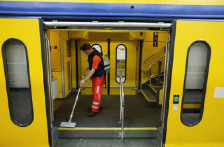 Categorie protette: addetti pulizie e ristorazione per stazioni ferroviarie di Roma e provincia