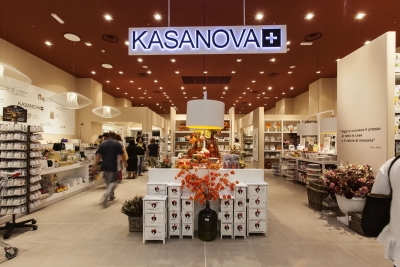 KASANOVA: ADDETTI VENDITA, MAGAZZINIERI, STORE MANAGER...