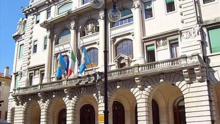 Il Comune di Udine assume 7 istruttori tecnici per vari servizi nel settore edilizio