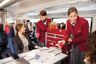 Italo treno cerca 15 hostess e steward a Roma, Milano e Venezia