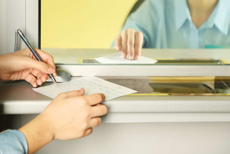 Banca assume addetti/e allo sportello a Roma e Frosinone: la retribuzione &egrave; di 2.259,00 euro lordi al mese