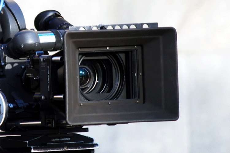 TROVASET: ECCO I CASTING PER ATTORI, COMPARSE E TECNICI