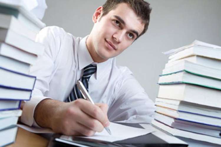 TIROCINANTI IN PIAGGIO: 6 MESI E POI CONTRATTO DI APPRENDISTATO