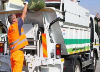 30 CONDUCENTI AUTOCOMPATTATORI PER LA RACCOLTA DIFFERENZIATA A ROMA: BASTA LA LICENZA MEDIA E PATENTE B