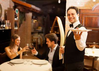 30 camerieri e 10 facchini per albergo o bed&amp;breakfast a Roma