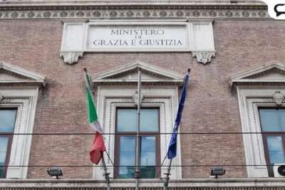 203 al ministero della Giustizia: assistenti edili, elettrotecnici, elettronici, meccanici, tecnici&hellip;