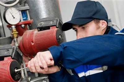 15 MANUTENTORI INDUSTRIALI CON DIPLOMA TECNICO