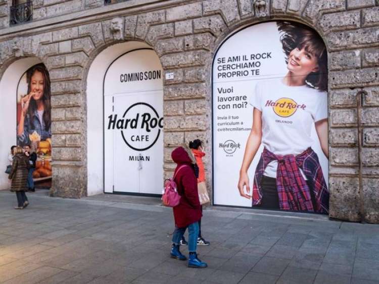100 all&rsquo;Hard Rock Caf&eacute;: addetti cucina, addetti sala, barman, camerieri