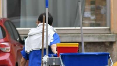 Addetti alle pulizie a Roma per Renault, Snam e Upim