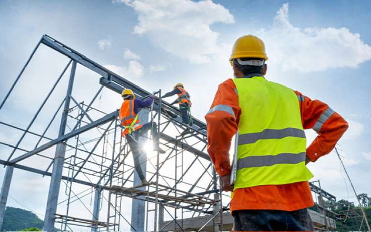 20 autisti, escavatoristi, idraulici e muratori per cantieri di Roma e provincia