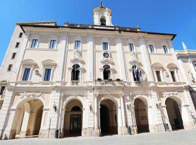 Comune di Rieti: concorso per 4 posti nella segreteria del sindaco