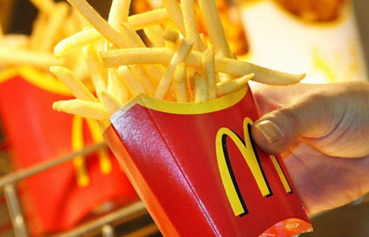 140 ADDETTI ALLA RISTORAZIONE VELOCE PER MCDONALD'S