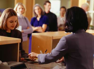 BANCA ASSUME OPERATORI DI SPORTELLO A ROMA E PROVINCIA