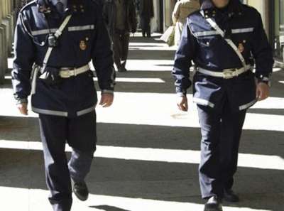 COMUNE DI REGGIO EMILIA: 7 FUNZIONARI PER LA POLIZIA MUNICIPALE