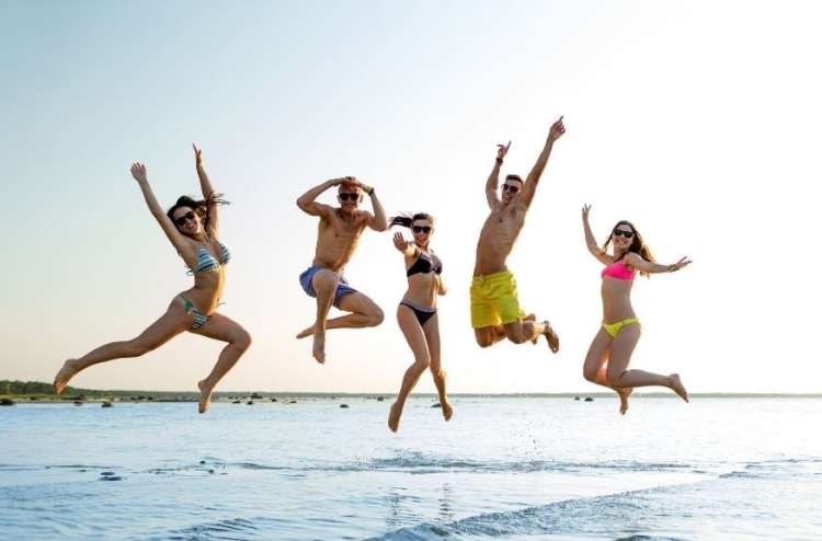 100 animatori per resort e villaggi turistici in Italia