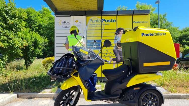 Poste Italiane cerca nuovi portalettere nel Centro-Nord Italia: la domanda da compilare e spedire