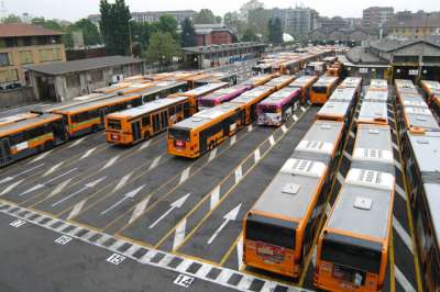Autorimessa a Roma cerca con urgenza 3 manovratori di autobus