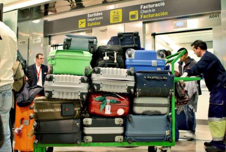 AEROPORTO DI FIUMICINO: TIROCINIO PER 8 ADDETTI AI BAGAGLI SMARRITI