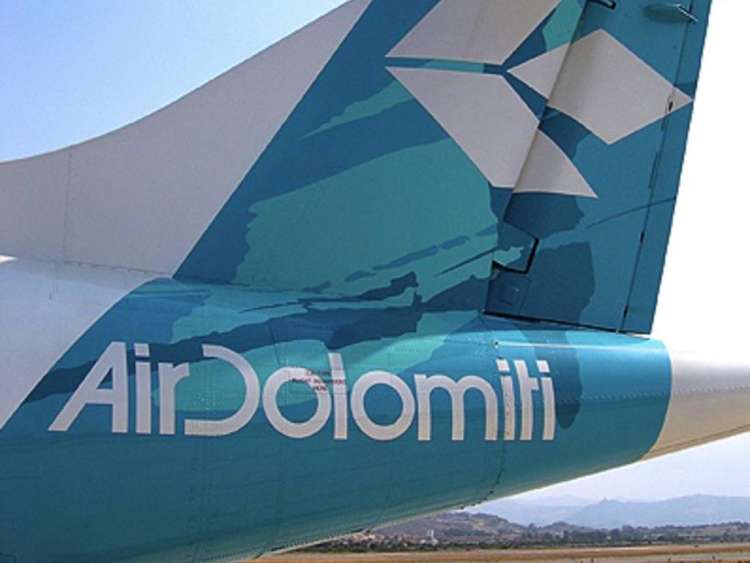 Air Dolomiti seleziona assistenti di volo: Recruiting Day il 25 maggio