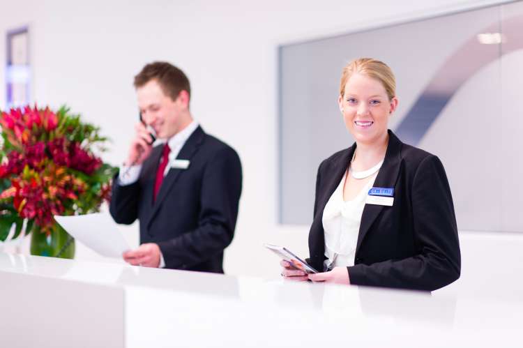 Jesolo Resort cerca commis, cuochi, hostess, receptionist, sales manager