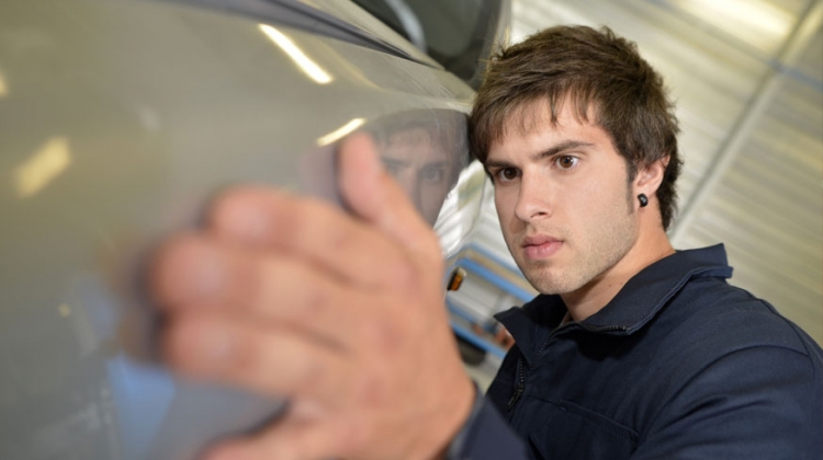 CORSO PER OPERATORI DI CARROZZERIA FINANZIATO DALLA REGIONE LAZIO