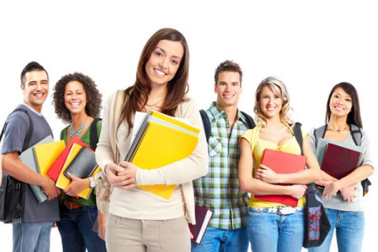 100 ANIMATORI PER HOTEL E VILLAGGI TURISTICI IN TUTTA ITALIA