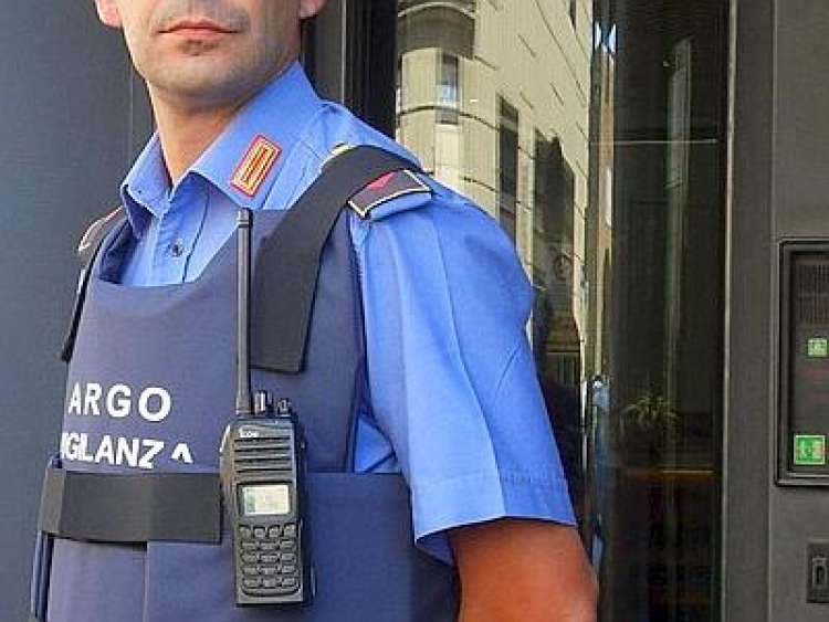 Struttura sanitaria a Roma cerca addetto alla vigilanza non armata