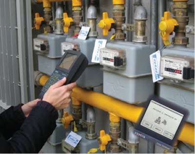 CERCANSI ADDETTI ALLA LETTURA CONTATORI GAS/ACQUA A ROMA