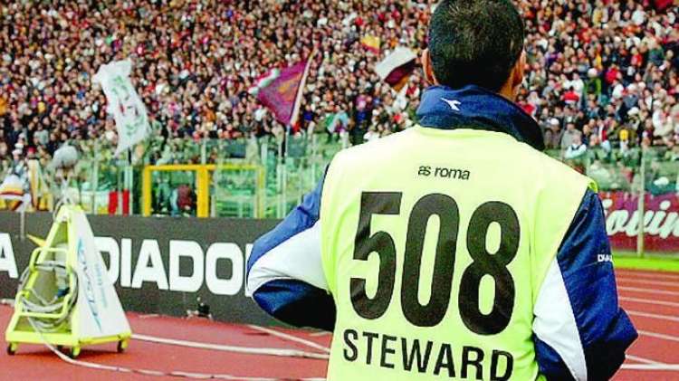 La Roma calcio cerca 50 hostess e steward