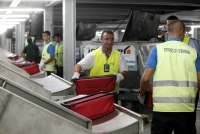 AEROPORTI DI ROMA: 5 ADDETTI SCARICO E CARICO AEROMOBILI