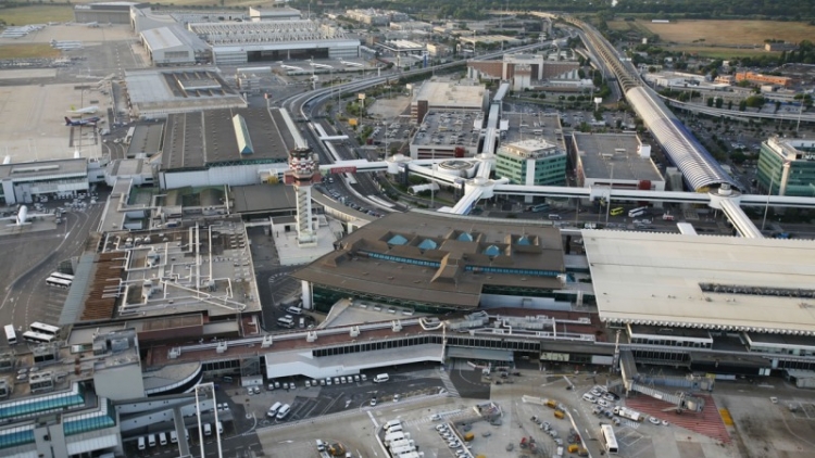 OPERAI PER CARICO/SCARICO MERCI AEROPORTI DI FIUMICINO E CIAMPINO