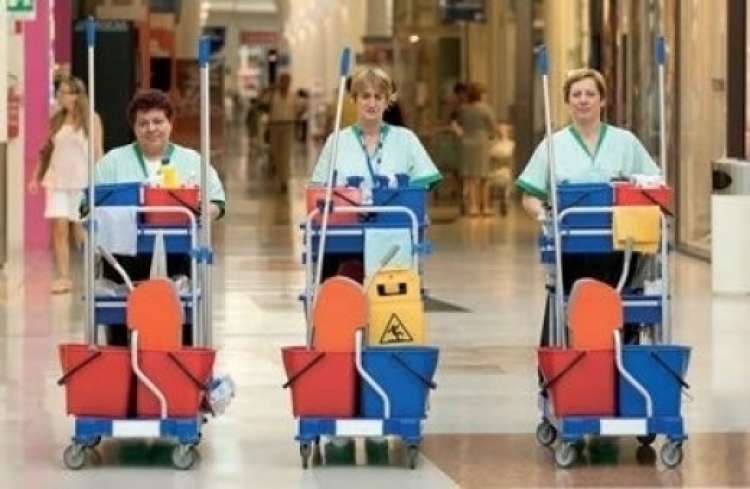 25 addetti/e alle pulizie per gli Istituti scolastici del comune di Roma