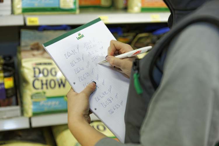 SUPERMERCATO DI ROMA (VARIE ZONE) CERCA SCAFFALISTI NOTTURNI