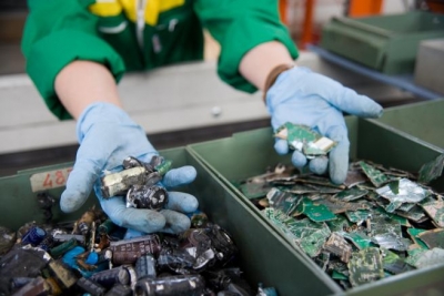 CORSO GRATUITO E FORMATIVO PER IL RICICLO DEI RIFIUTI ELETTRONICI