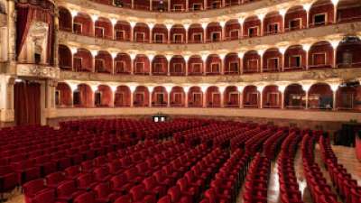 Il Teatro dell&rsquo;Opera di Roma seleziona soprani, mezzosoprani, contralti, tenori, baritoni e bassi