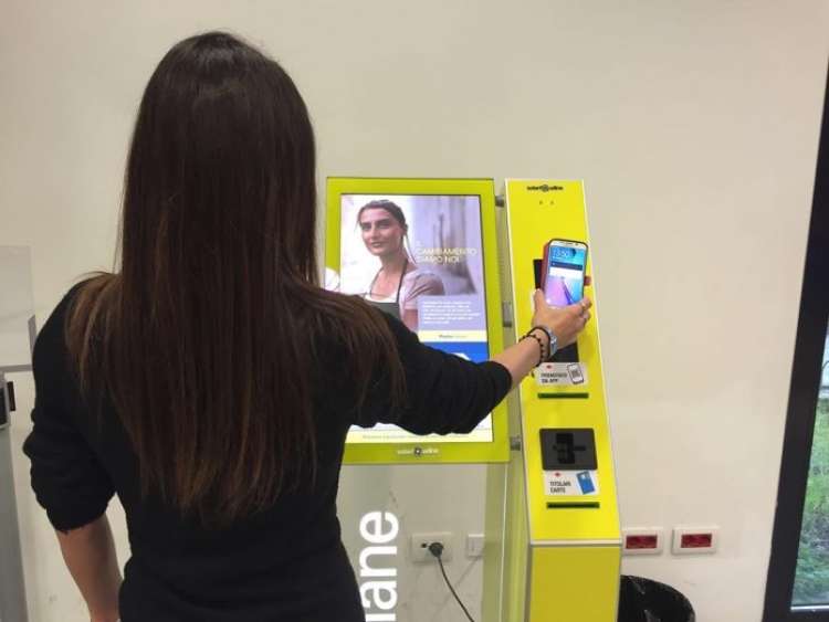 Poste Italiane assume operatori di sportello a Roma, Modena, Padova e Verona