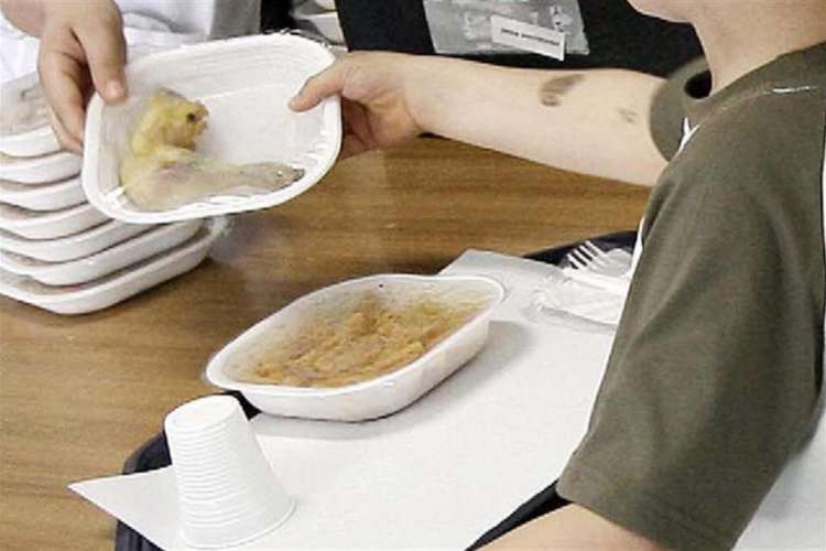 8 addetti mensa per vari appalti di Roma: contratto fino a 12 mesi