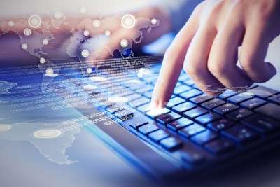 50 sviluppatori software a Roma, Bari e Napoli: 1.300 euro al mese